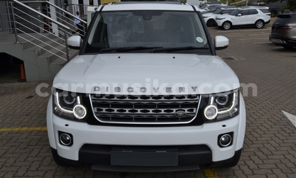 Tenga Tsaru Land Rover Discovery Chena Mota in Beitbridge in Matabeleland South Tenga Tsaru Land Rover Discovery Chena Mota in Beitbridge in Matabeleland South