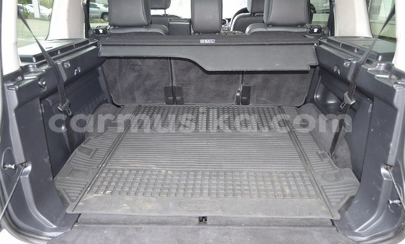 Tenga Tsaru Land Rover Discovery Chena Mota in Beitbridge in Matabeleland South Tenga Tsaru Land Rover Discovery Chena Mota in Beitbridge in Matabeleland South