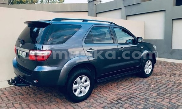 Acheter Occasion Voiture Toyota Fortuner Autre à Beitbridge, Matabeleland South Acheter Occasion Voiture Toyota Fortuner Autre à Beitbridge, Matabeleland South