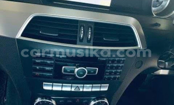 Tenga Tsaru Mercedes‒Benz C–Class Chena Mota in Beitbridge in Matabeleland South Tenga Tsaru Mercedes‒Benz C–Class Chena Mota in Beitbridge in Matabeleland South