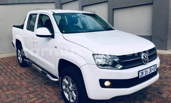 Tenga Tsaru Volkswagen Amarok Chena Mota in Beitbridge in Matabeleland South