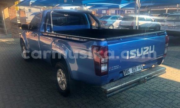Buy Used Isuzu KB Blue Car in Alexandra Park in Harare Buy Used Isuzu KB Blue Car in Alexandra Park in Harare