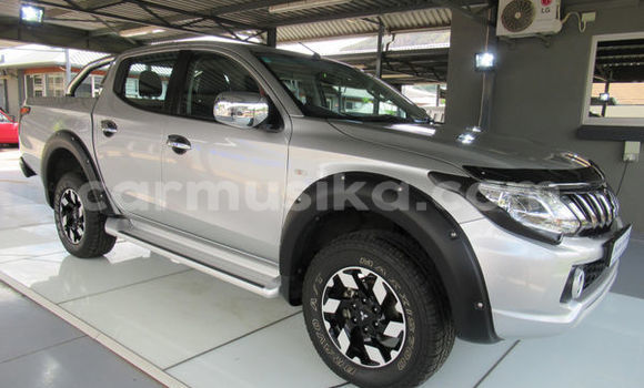 Buy Used Mitsubishi Triton Silver Car in Alexandra Park in Harare Buy Used Mitsubishi Triton Silver Car in Alexandra Park in Harare