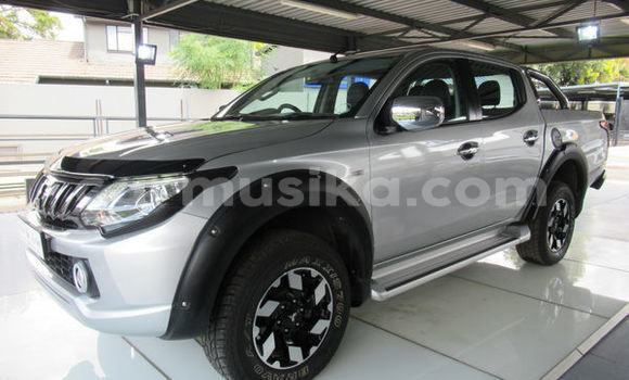 Buy Used Mitsubishi Triton Silver Car in Alexandra Park in Harare Buy Used Mitsubishi Triton Silver Car in Alexandra Park in Harare