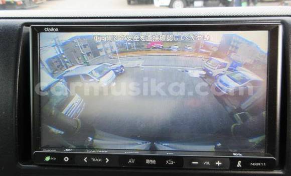 Nunua Ilio tumika Toyota Dyna Nyeupe Gari ndani ya Beitbridge nchini Matabeleland Kusini Nunua Ilio tumika Toyota Dyna Nyeupe Gari ndani ya Beitbridge nchini Matabeleland Kusini