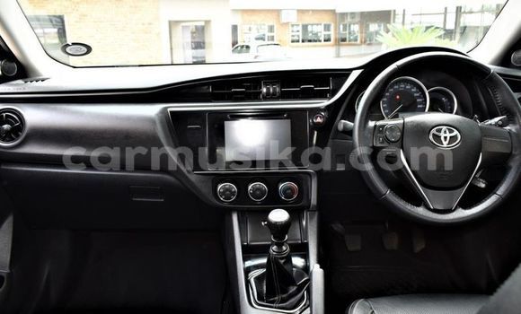 Buy Used Toyota Corolla White Car in Beitbridge in Matabeleland South Buy Used Toyota Corolla White Car in Beitbridge in Matabeleland South