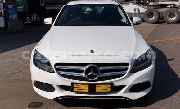 Acheter Occasion Voiture Mercedes‒Benz A–Class Blanc à Beitbridge, Matabeleland South Acheter Occasion Voiture Mercedes‒Benz A–Class Blanc à Beitbridge, Matabeleland South