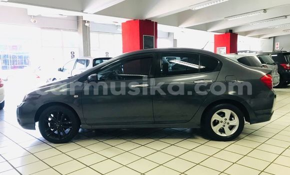 Buy Used Honda Ballade Silver Car in Beitbridge in Matabeleland South Buy Used Honda Ballade Silver Car in Beitbridge in Matabeleland South