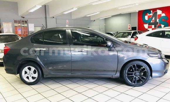 Buy Used Honda Ballade Silver Car in Beitbridge in Matabeleland South Buy Used Honda Ballade Silver Car in Beitbridge in Matabeleland South