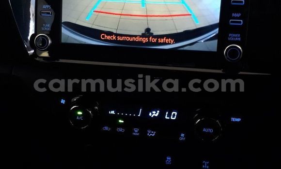 Buy Used Toyota Hilux White Car in Beitbridge in Matabeleland South Buy Used Toyota Hilux White Car in Beitbridge in Matabeleland South