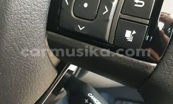 Buy Used Toyota Hilux White Car in Beitbridge in Matabeleland South Buy Used Toyota Hilux White Car in Beitbridge in Matabeleland South