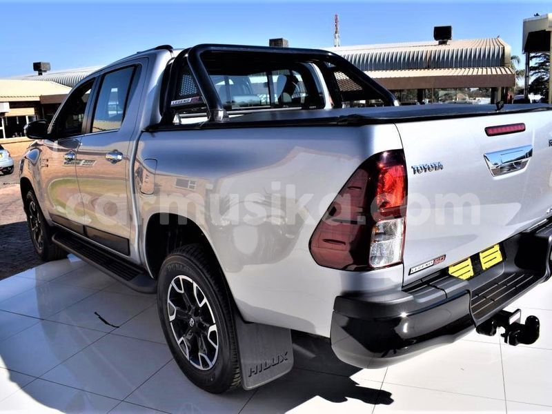 Big with watermark toyota hilux matabeleland south beitbridge 15255