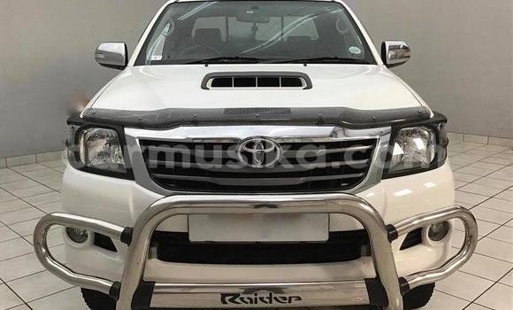 Acheter Occasion Voiture Toyota Hilux Blanc à Beitbridge, Matabeleland South Acheter Occasion Voiture Toyota Hilux Blanc à Beitbridge, Matabeleland South