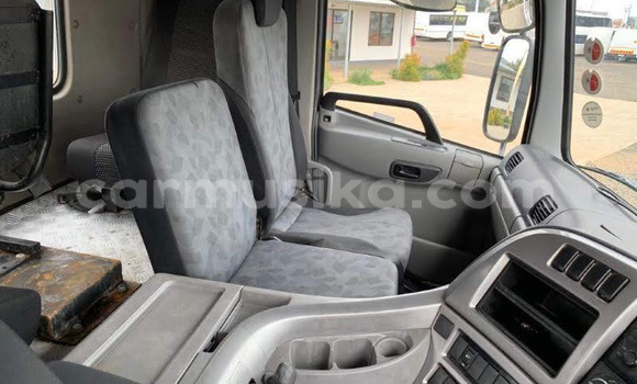 Tenga Tsaru Toyota Belta Zvimwe Mota in Beitbridge in Matabeleland South Tenga Tsaru Toyota Belta Zvimwe Mota in Beitbridge in Matabeleland South