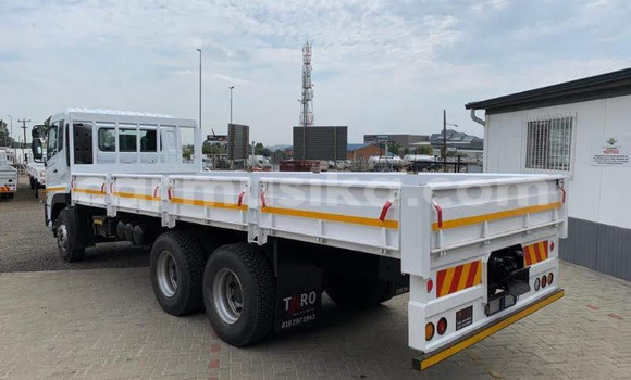 Tenga Tsaru Toyota Belta Zvimwe Mota in Beitbridge in Matabeleland South Tenga Tsaru Toyota Belta Zvimwe Mota in Beitbridge in Matabeleland South