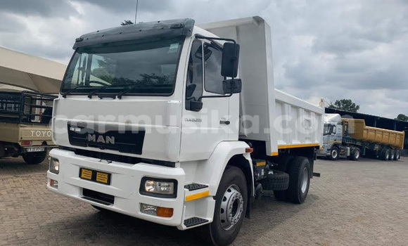 Tenga Tsaru Marlin Sportster Chena Mota in Beitbridge in Matabeleland South Tenga Tsaru Marlin Sportster Chena Mota in Beitbridge in Matabeleland South