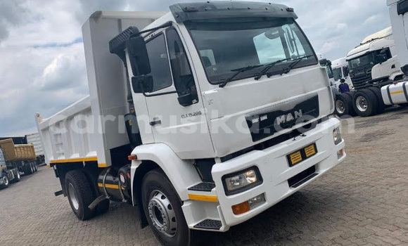 Tenga Tsaru Marlin Sportster Chena Mota in Beitbridge in Matabeleland South Tenga Tsaru Marlin Sportster Chena Mota in Beitbridge in Matabeleland South