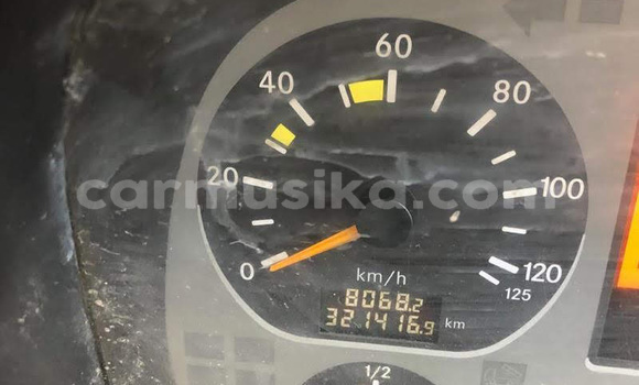 Buy Used Mercedes‒Benz W186 Green Car in Beitbridge in Matabeleland South Buy Used Mercedes‒Benz W186 Green Car in Beitbridge in Matabeleland South