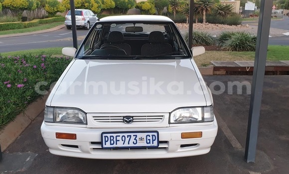 Tenga Tsaru Mazda 323 Chena Mota in Beitbridge in Matabeleland South Tenga Tsaru Mazda 323 Chena Mota in Beitbridge in Matabeleland South