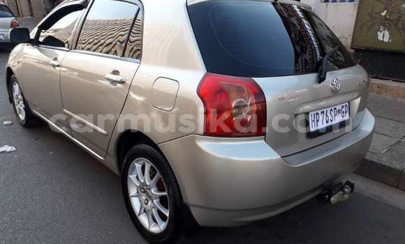 Buy Used Toyota Runx Red Car in Beitbridge in Matabeleland South Buy Used Toyota Runx Red Car in Beitbridge in Matabeleland South