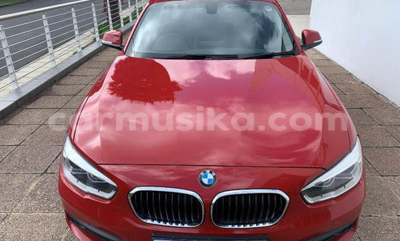 Tenga Tsaru BMW 3–Series Tsvuku Mota in Beitbridge in Matabeleland South Tenga Tsaru BMW 3–Series Tsvuku Mota in Beitbridge in Matabeleland South