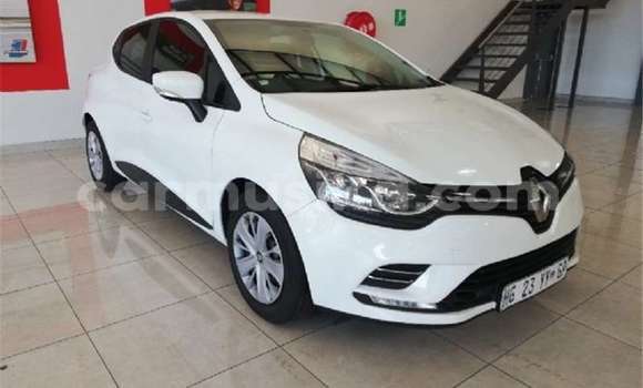 Buy Used Horch 830 White Car in Beitbridge in Matabeleland South Buy Used Horch 830 White Car in Beitbridge in Matabeleland South