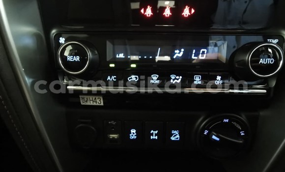 Buy Used Toyota Fortuner White Car in Beitbridge in Matabeleland South Buy Used Toyota Fortuner White Car in Beitbridge in Matabeleland South