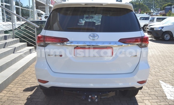 Tenga Tsaru Toyota Fortuner Chena Mota in Beitbridge in Matabeleland South Tenga Tsaru Toyota Fortuner Chena Mota in Beitbridge in Matabeleland South
