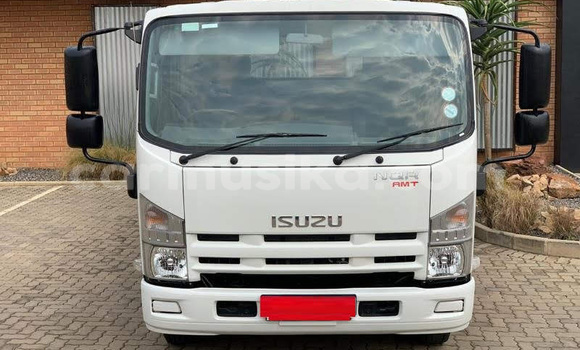 Tenga Tsaru Isuzu Axiom Chena Mota in Beitbridge in Matabeleland South Tenga Tsaru Isuzu Axiom Chena Mota in Beitbridge in Matabeleland South