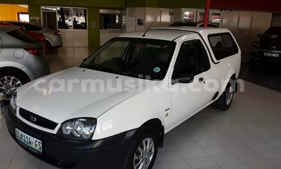 Tenga Tsaru Ford Pickup Chena Mota in Beitbridge in Matabeleland South