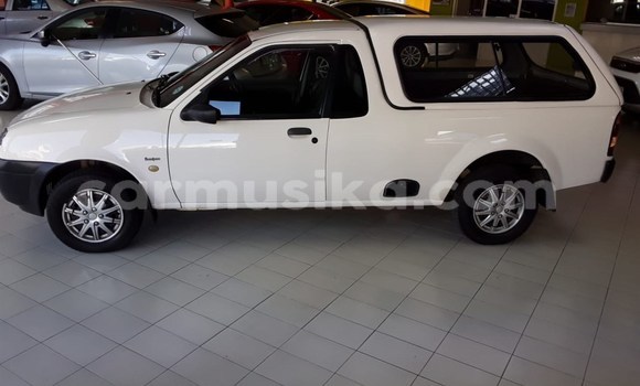 Tenga Tsaru Ford Pickup Chena Mota in Beitbridge in Matabeleland South Tenga Tsaru Ford Pickup Chena Mota in Beitbridge in Matabeleland South