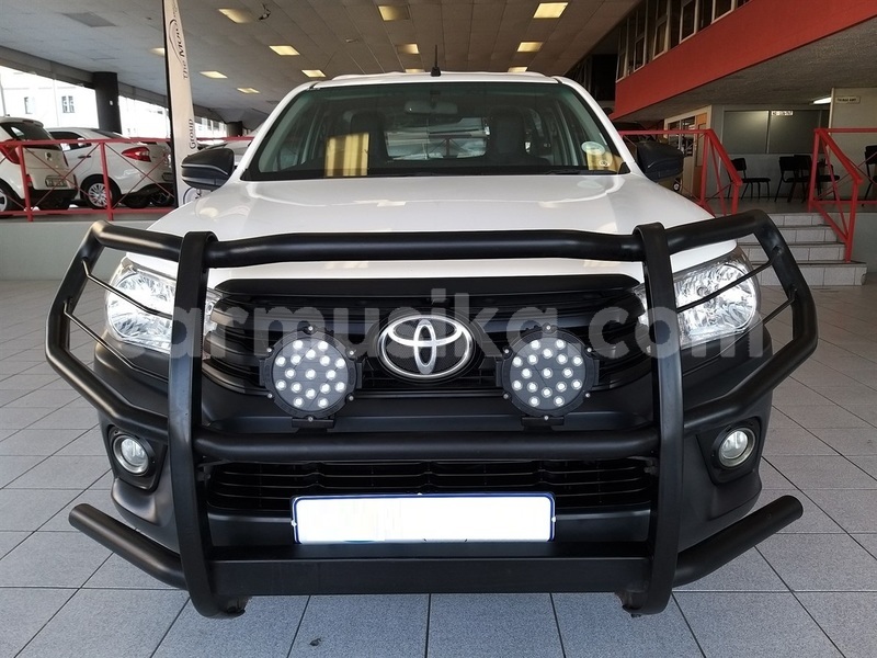 Big with watermark toyota hilux matabeleland south beitbridge 15287