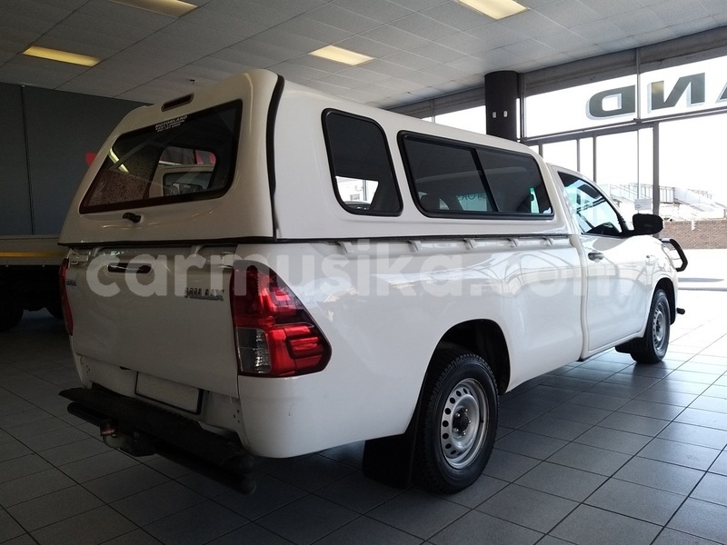 Big with watermark toyota hilux matabeleland south beitbridge 15287