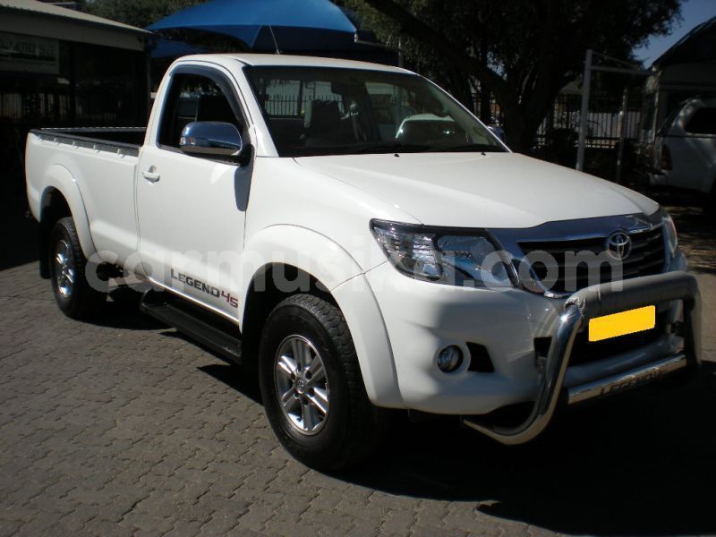 Big with watermark toyota hilux matabeleland south beitbridge 15293