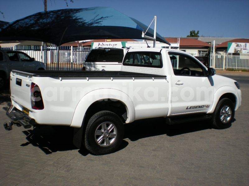 Big with watermark toyota hilux matabeleland south beitbridge 15293