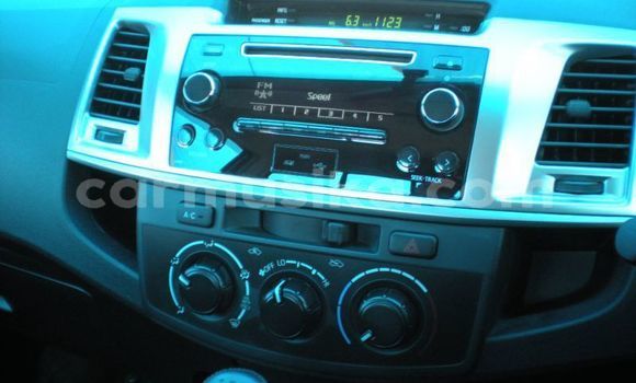 Tenga Tsaru Toyota Hilux Chena Mota in Beitbridge in Matabeleland South Tenga Tsaru Toyota Hilux Chena Mota in Beitbridge in Matabeleland South