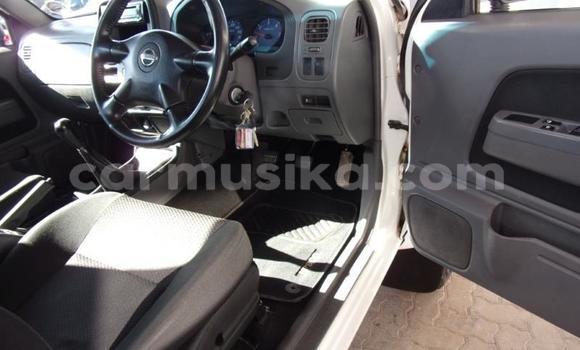 Acheter Occasion Voiture Nissan NP 300 Blanc à Beitbridge, Matabeleland South Acheter Occasion Voiture Nissan NP 300 Blanc à Beitbridge, Matabeleland South