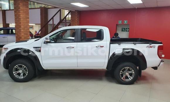 Acheter Occasion Voiture Ford Ranger Blanc à Beitbridge, Matabeleland South Acheter Occasion Voiture Ford Ranger Blanc à Beitbridge, Matabeleland South