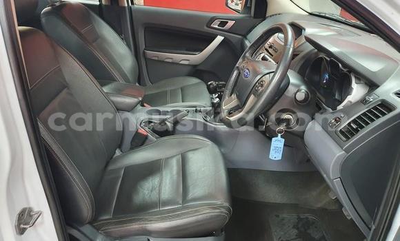 Acheter Occasion Voiture Ford Ranger Blanc à Beitbridge, Matabeleland South Acheter Occasion Voiture Ford Ranger Blanc à Beitbridge, Matabeleland South