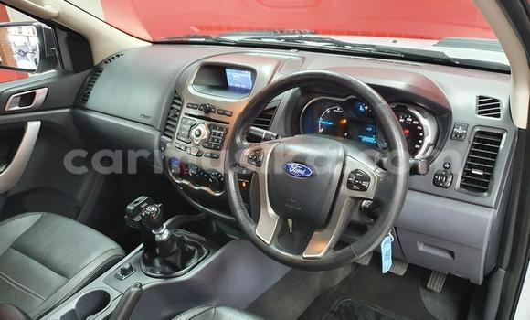 Acheter Occasion Voiture Ford Ranger Blanc à Beitbridge, Matabeleland South Acheter Occasion Voiture Ford Ranger Blanc à Beitbridge, Matabeleland South