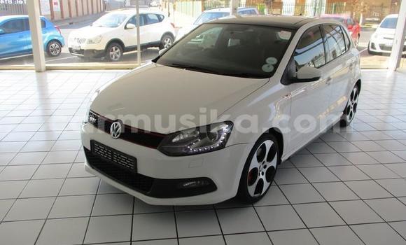 Nunua Ilio tumika Volkswagen Polo GTI Nyeupe Gari ndani ya Beitbridge nchini Matabeleland Kusini Nunua Ilio tumika Volkswagen Polo GTI Nyeupe Gari ndani ya Beitbridge nchini Matabeleland Kusini