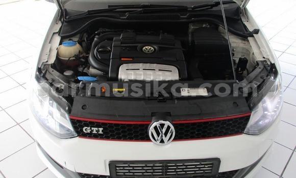 Nunua Ilio tumika Volkswagen Polo GTI Nyeupe Gari ndani ya Beitbridge nchini Matabeleland Kusini Nunua Ilio tumika Volkswagen Polo GTI Nyeupe Gari ndani ya Beitbridge nchini Matabeleland Kusini