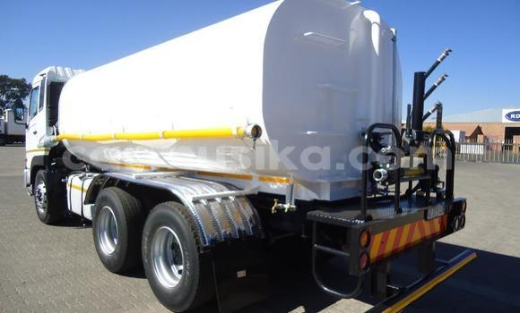 Tenga Tsaru Nissan UD Chena Rori in Beitbridge in Matabeleland South Tenga Tsaru Nissan UD Chena Rori in Beitbridge in Matabeleland South