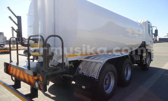 Tenga Tsaru Nissan UD Chena Rori in Beitbridge in Matabeleland South Tenga Tsaru Nissan UD Chena Rori in Beitbridge in Matabeleland South