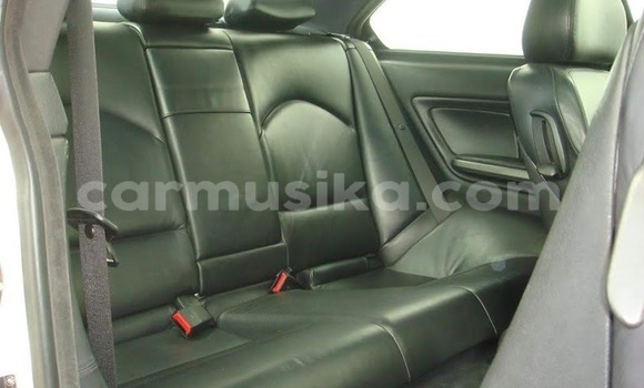 Acheter Occasion Voiture BMW M3 Blanc à Beitbridge, Matabeleland South Acheter Occasion Voiture BMW M3 Blanc à Beitbridge, Matabeleland South