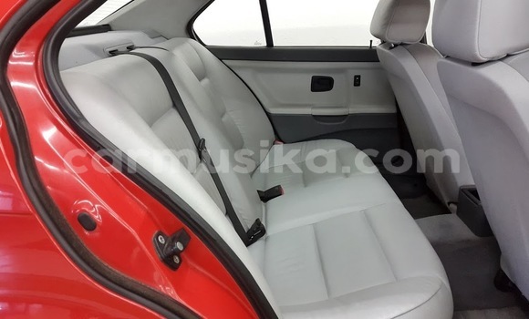 Tenga Tsaru BMW 3–Series Tsvuku Mota in Beitbridge in Matabeleland South Tenga Tsaru BMW 3–Series Tsvuku Mota in Beitbridge in Matabeleland South