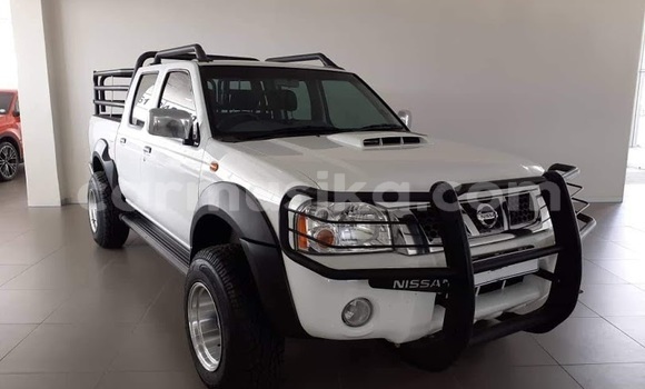 Tenga Tsaru Nissan Hardbody Sirivha Mota in Beitbridge in Matabeleland South Tenga Tsaru Nissan Hardbody Sirivha Mota in Beitbridge in Matabeleland South