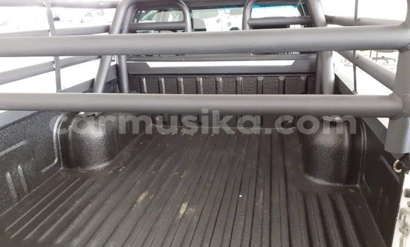 Tenga Tsaru Nissan Hardbody Sirivha Mota in Beitbridge in Matabeleland South Tenga Tsaru Nissan Hardbody Sirivha Mota in Beitbridge in Matabeleland South