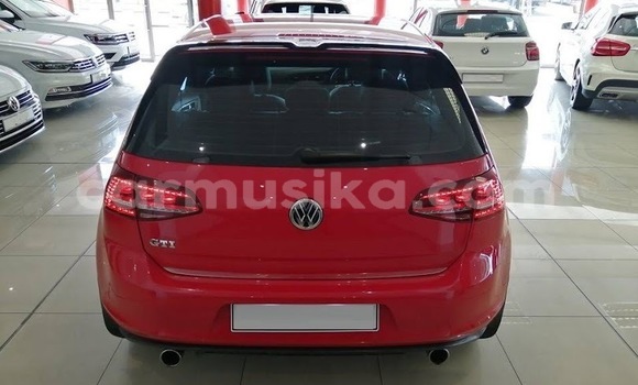 Acheter Occasion Voiture Volkswagen Golf GTI Rouge à Beitbridge, Matabeleland South Acheter Occasion Voiture Volkswagen Golf GTI Rouge à Beitbridge, Matabeleland South