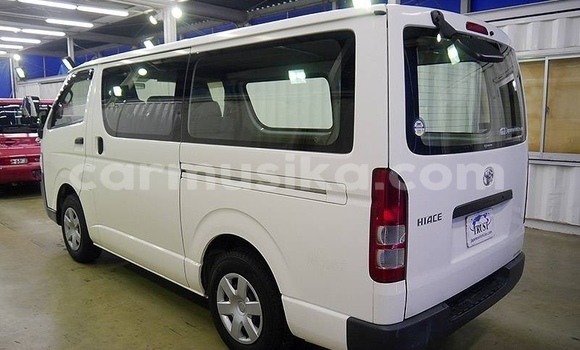 Acheter Occasion Voiture Toyota Hiace Blanc à Beitbridge, Matabeleland South Acheter Occasion Voiture Toyota Hiace Blanc à Beitbridge, Matabeleland South